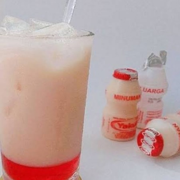 ES YAKULT 