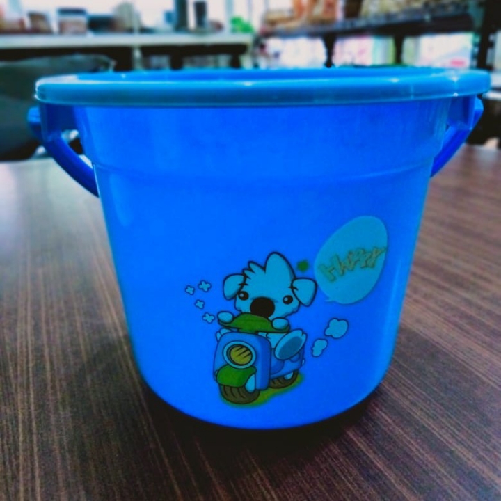 Ember Kecil
