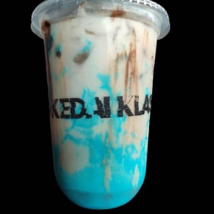 Es Blue