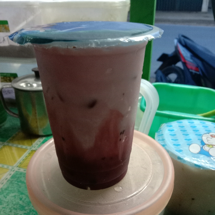 Es Boba Rasa Red Velvet