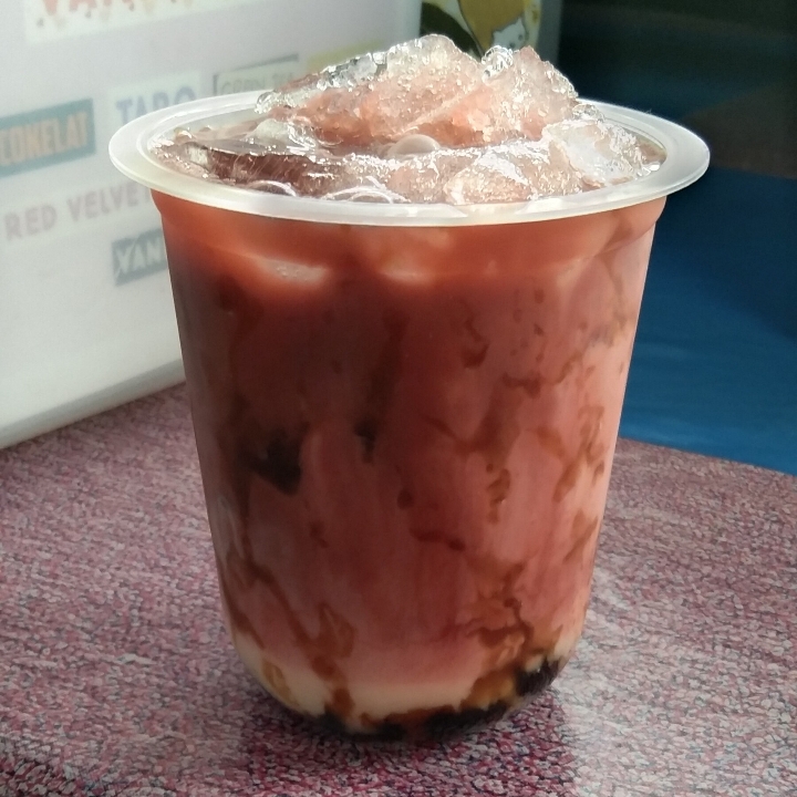 Es Boba Red Velvet