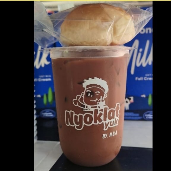 Es Coklat Bonus Roti