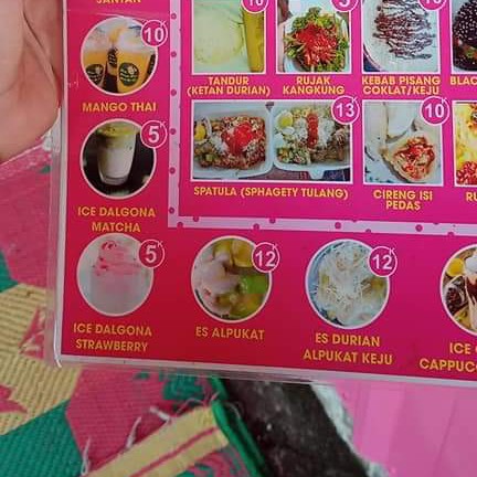 Es Dalgona Strawberry