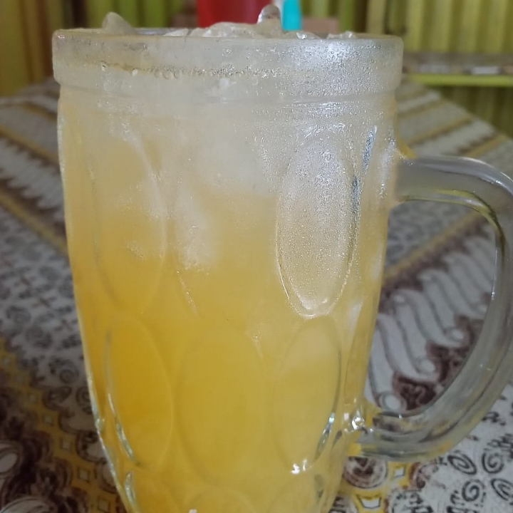 Es Jeruk Atau Jeruk Panas