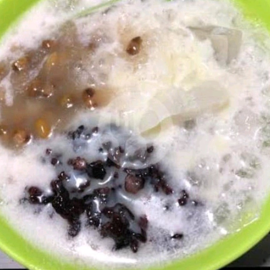 Es Kacang Ijo Ketan Hitam Sirup