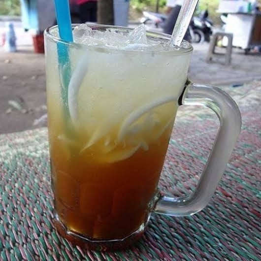 Es Kelapa Muda Gula Merah