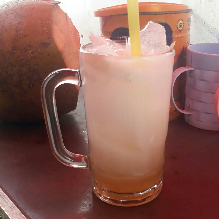 Es Kelapa Muda Gula Putih