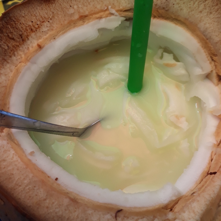 Es Kelapa Muda Rasa Melon Susu