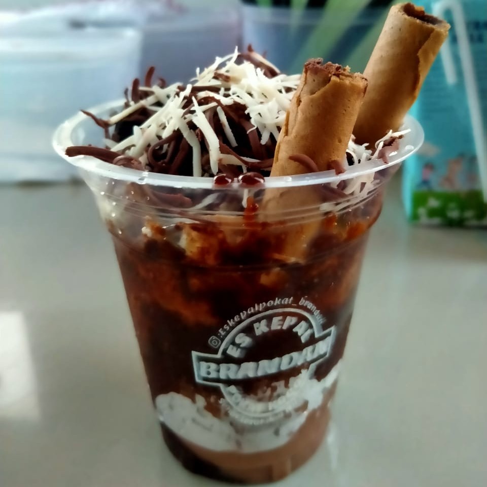 Es Kepal Topping Lengkap