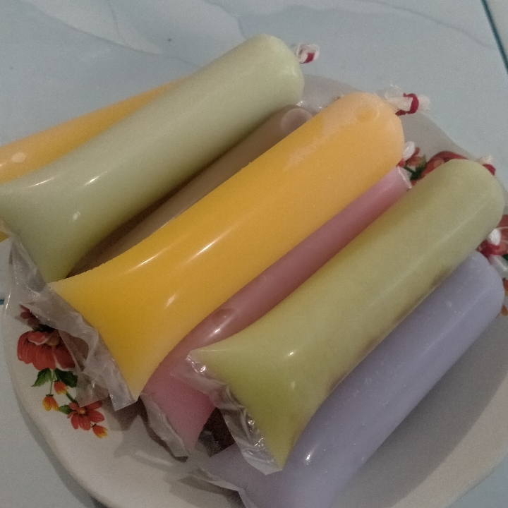 Es Lilin Rasa Blueberry