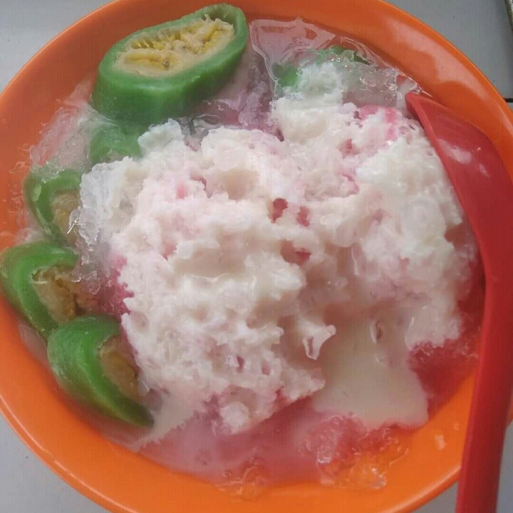 Es Pisang Ijo Rasa Durian