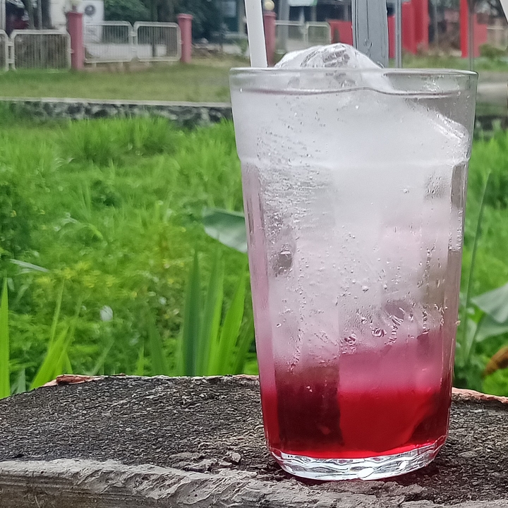 Es Sirup atau Hangat