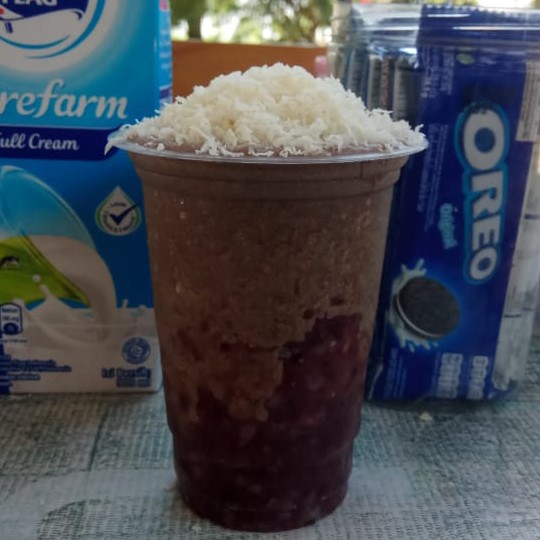 Es Susu Ketan Rasa Oreo