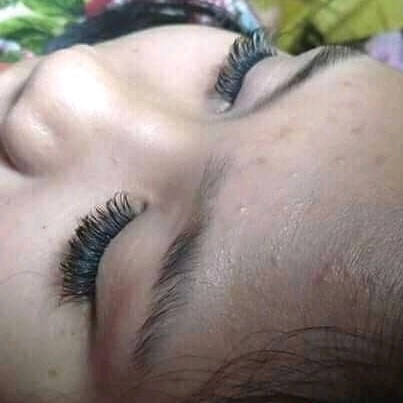 Eyelash extension 4