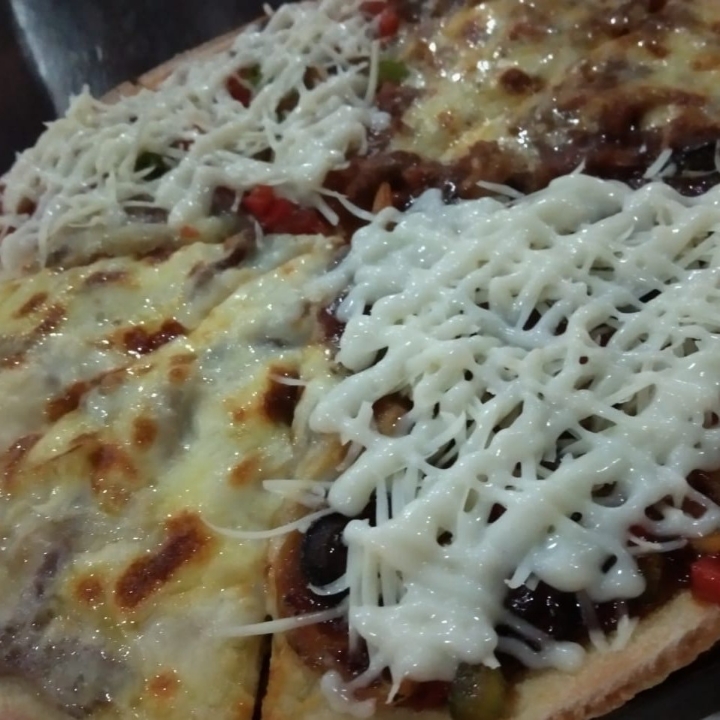 Fantastic 4 pizza
