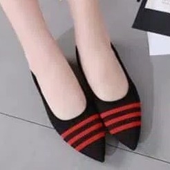 Flatshoes Adell 3 Strip Hitam Merah