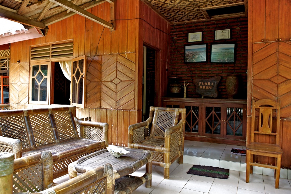 Flora Room