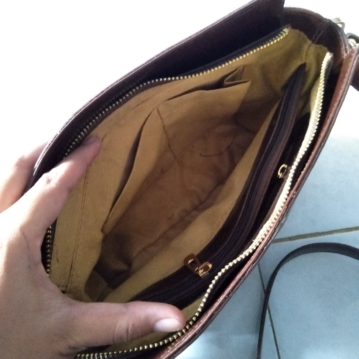Tas Kulit 2