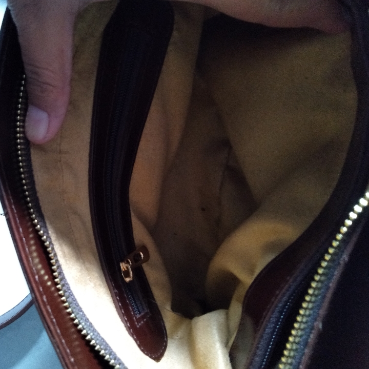 Tas Kulit 3