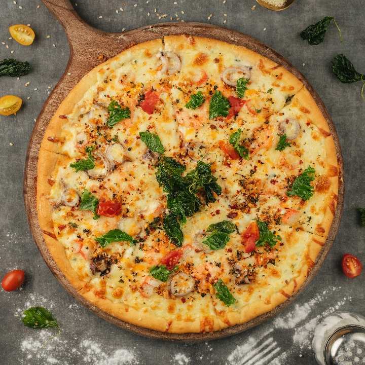 Fresh Seafood Pizza