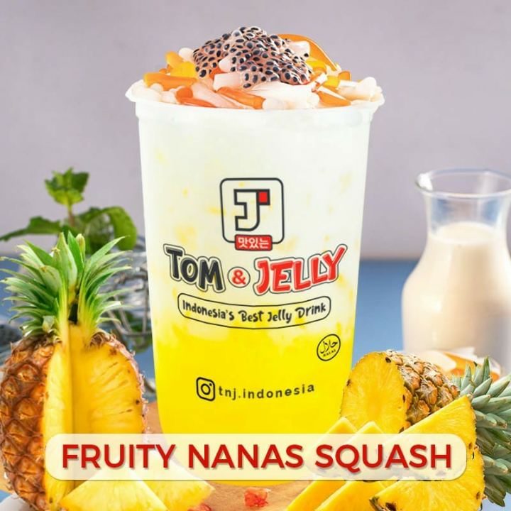 Fruity Nanas Squash