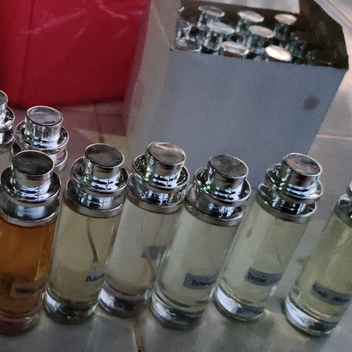Full Parfum Wanginya Tahan Lama