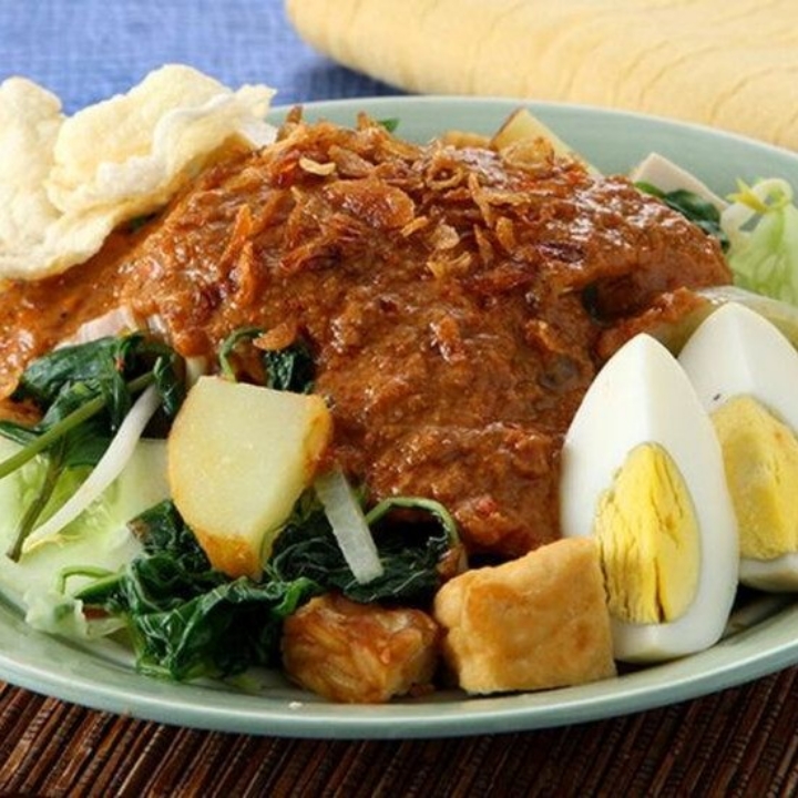 GADO GADO