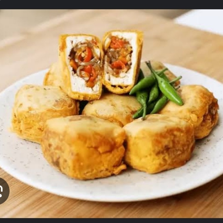 GORENGAN TAHU ISI