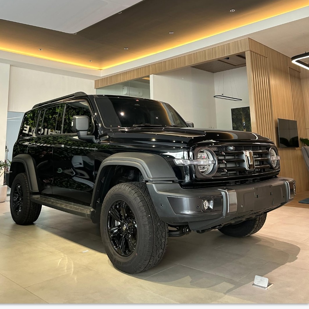 GWM TANK 300  HYBRID