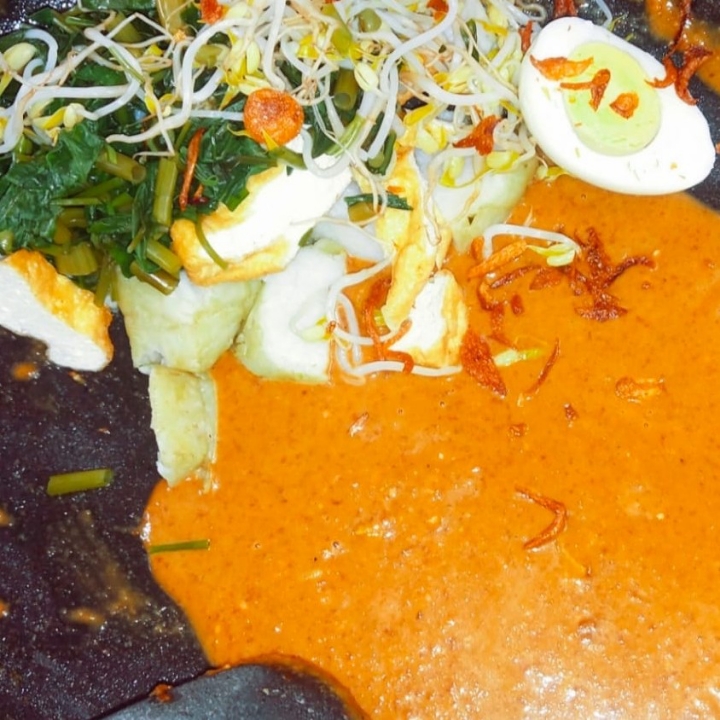 Gado Gado Tidak Pedis 