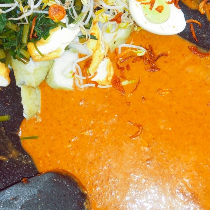 Gado Gado Pedis