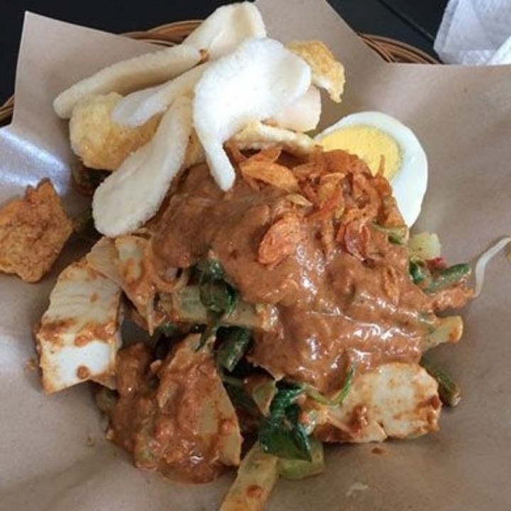 Gado Gado Telur