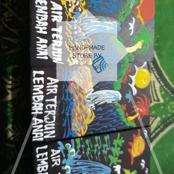 Gantungan kunci Lukis