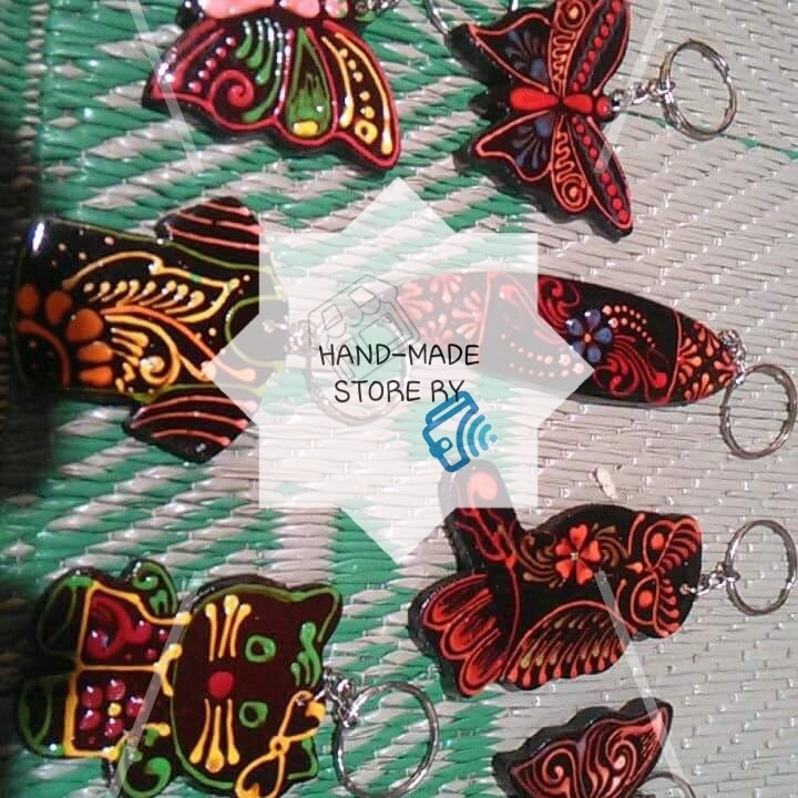 Gantungan kunci Lukis 4