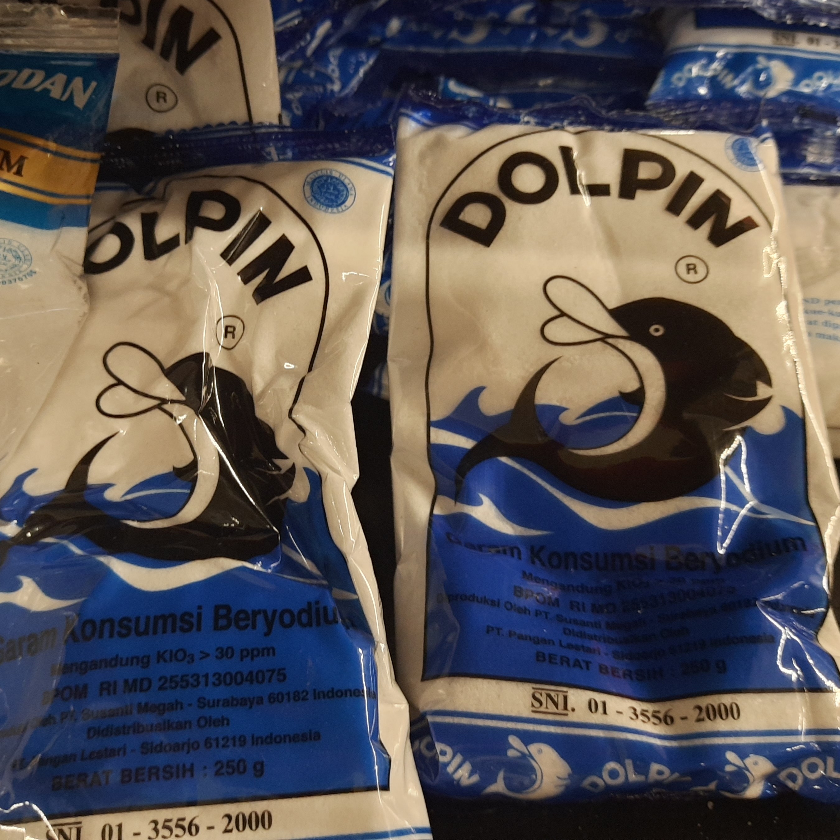 Garam Dolpin