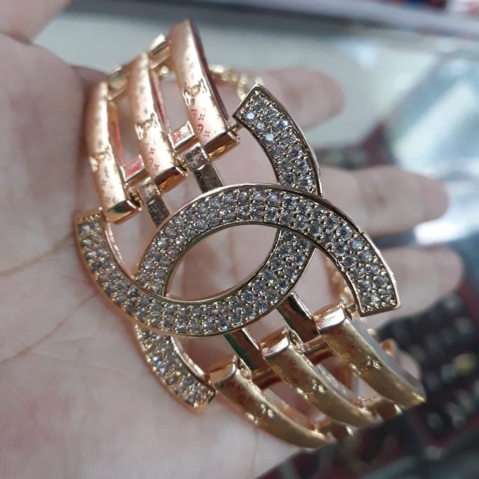 Gelang Emas Imitasi