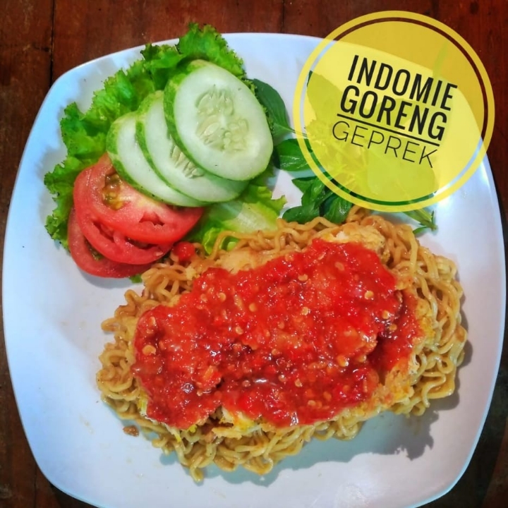 Geprek Ungkep Indomie Goreng 