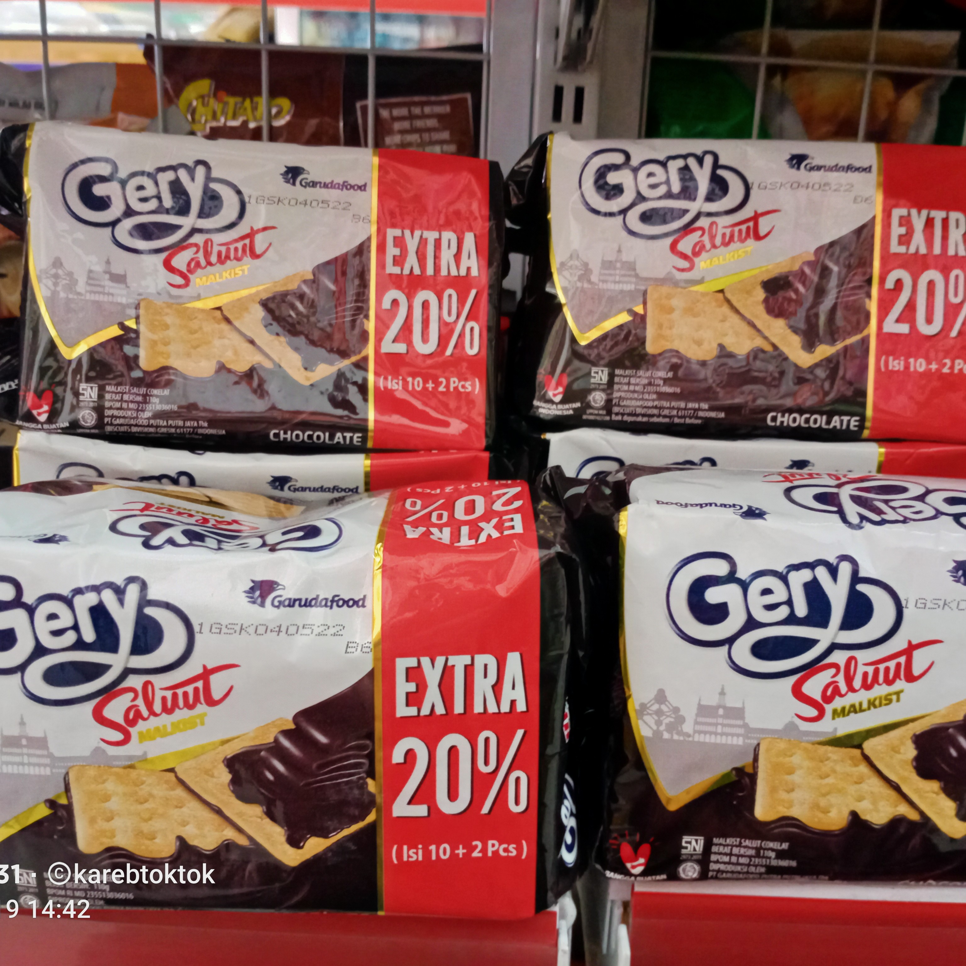 Gery Salut Malkis Coklat
