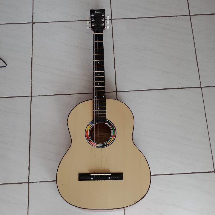 Gitar Fender