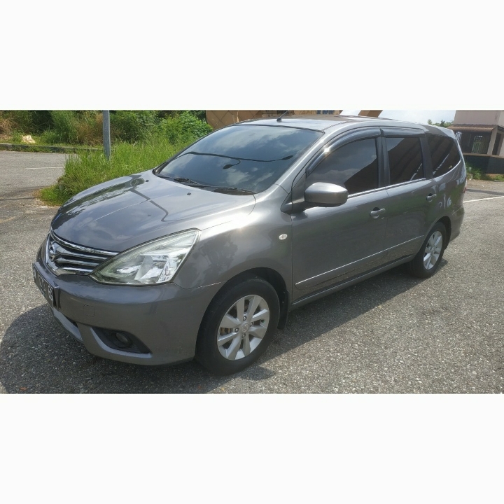 Grand Livina XV 2016 4