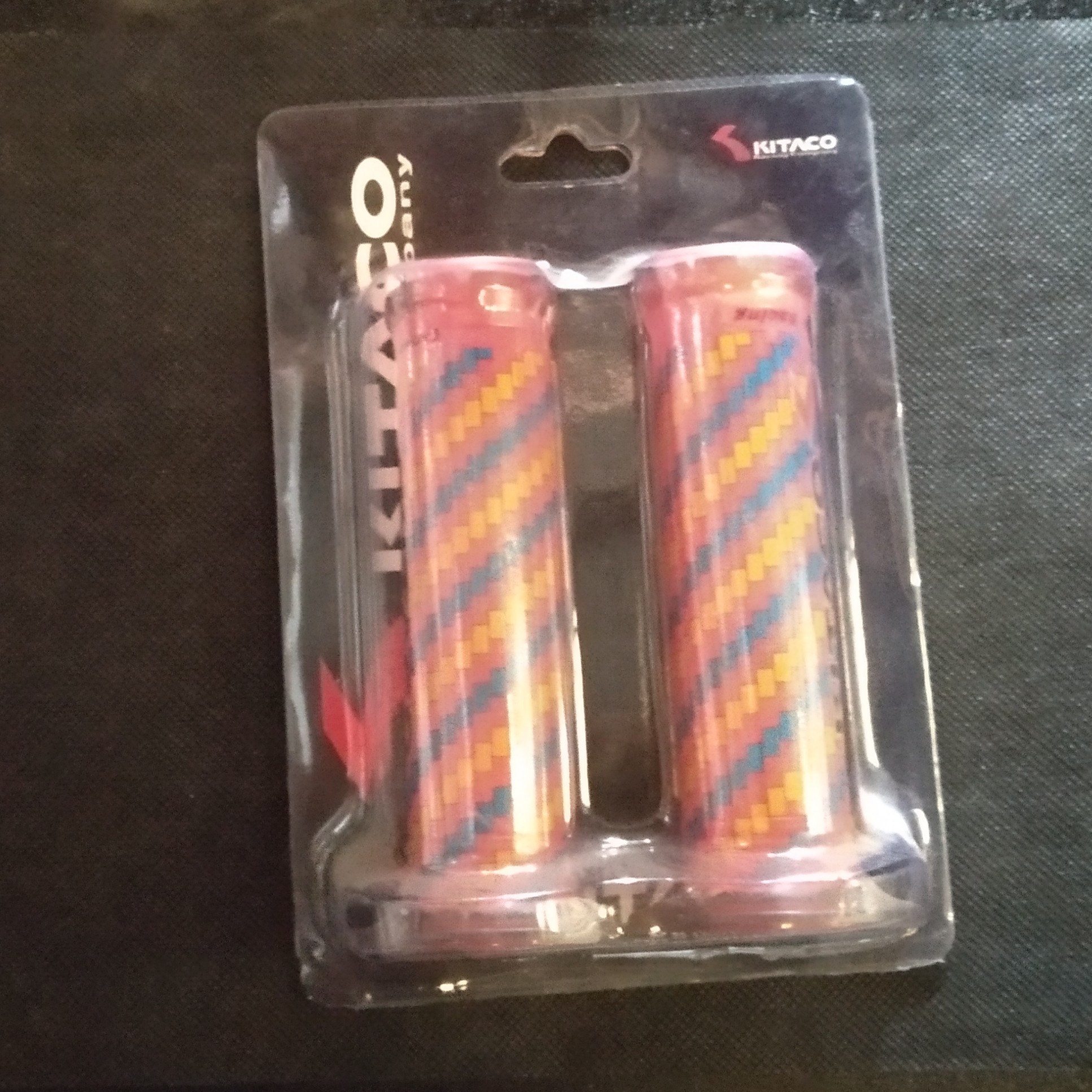 Grip Kitaco Karbon-283