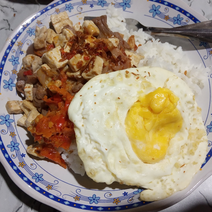 Gudeg Sambel Goreng Telur