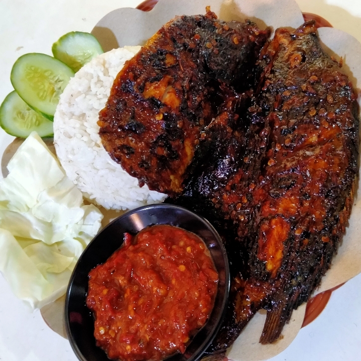 Gurame Bakar Balur Size S Plus Nasi