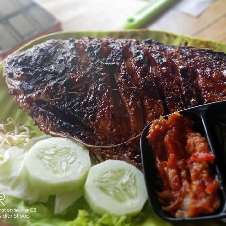 Gurame Bakar Sedang 3