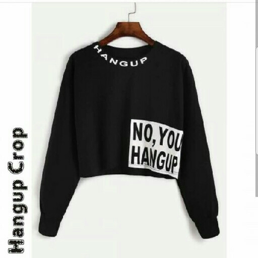 HANGUP CROPE SWEATER