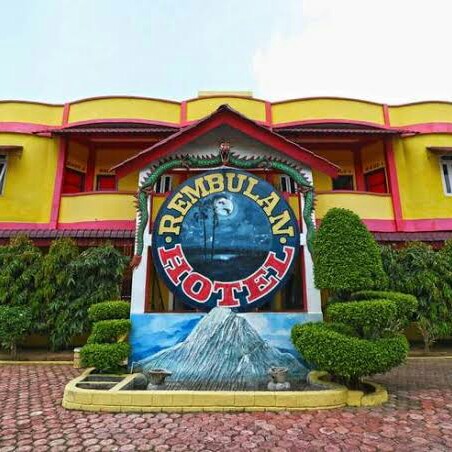 HOTEL REMBULAN