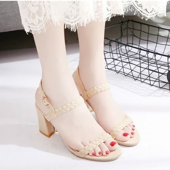 Heels Hak Tahu Kepang Cream