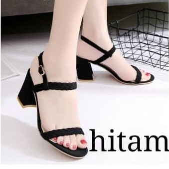 Heels Hak Tahu Kepang Hitam