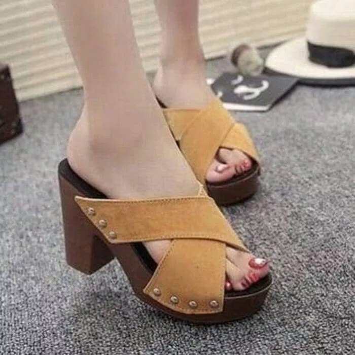 Heels JH100 Coklat