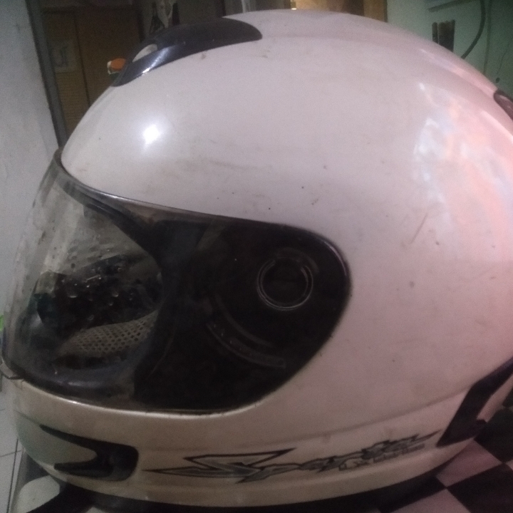 Helm MDS Sparta LX Series white 3